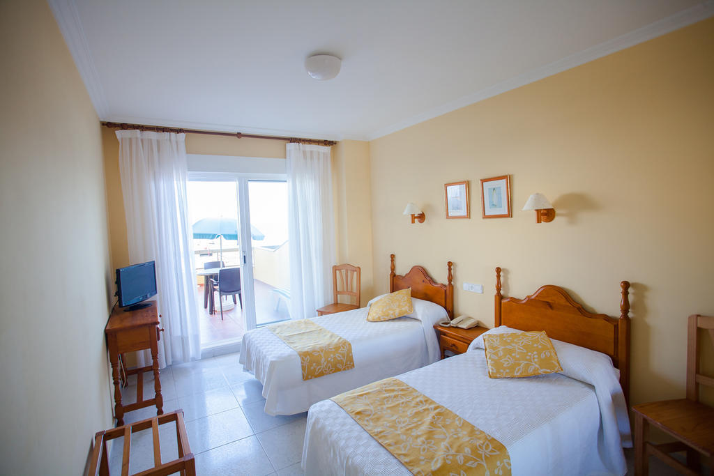Hotel Martin Esperanza Portonovo Bilik gambar